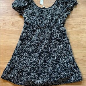 Reitmans Black and White Eyelet Embroidered Dress puff sleeve new
